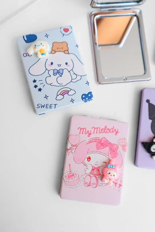 Sanrio Karakterli Cep Aynası x12