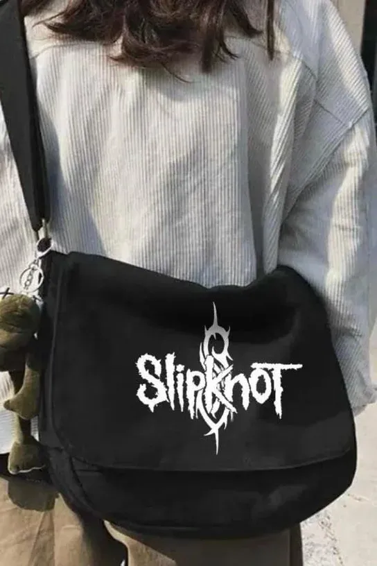 Slipknot Baskılı Siyah Postacı Çanta